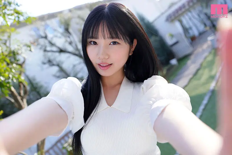 純白彩永 | 話題沸騰！巨乳が織りなす騎乗位 超エロい映像スチル-1